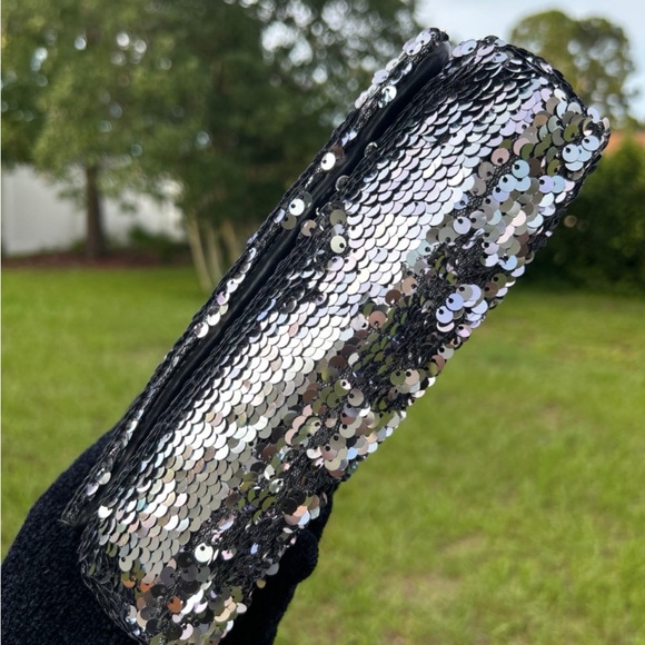 NWT $60 Montana West sequin embellished bag - Silver - Picture 7 of 12